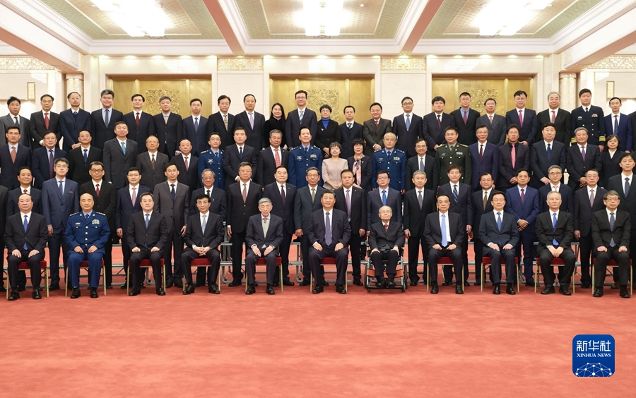 http://www.news.cn/politics/leaders/2021-11/03/1128026941_16359580958331n.JPG